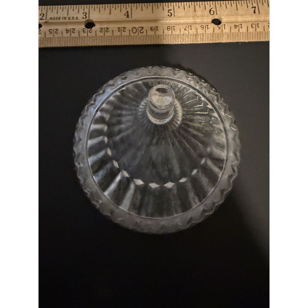 4"Round cut lead crystal ring holder